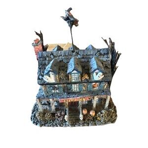 Hawthorne Village LILY'S INN THE MUNSTERS HALLOWEEN VILLAGE No. A3135 (READ DES)